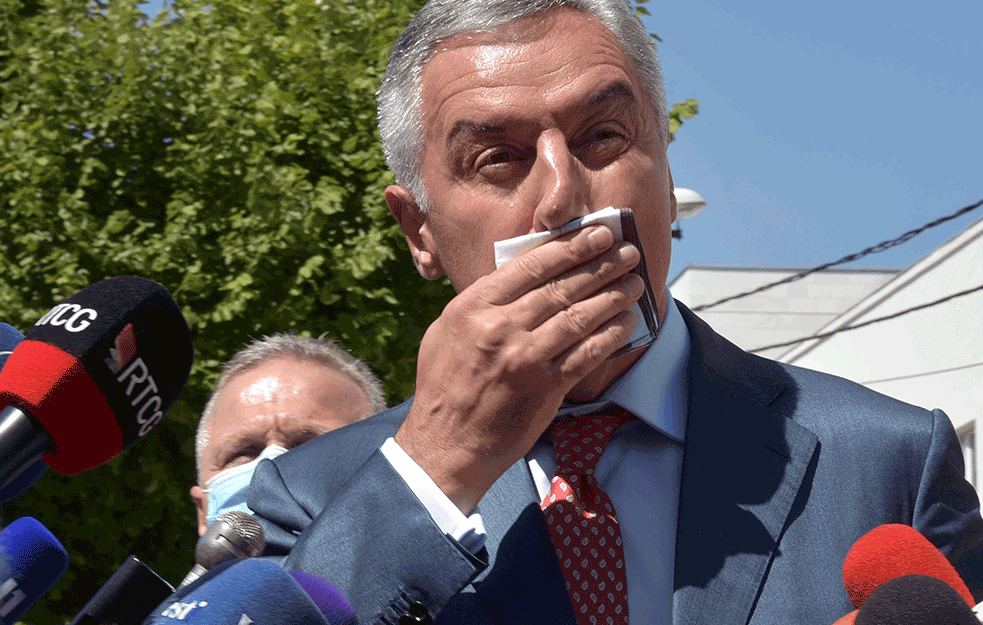 ĐUKANOVIĆ SRAMNO OPTUŽIO SRBIJU: Beograd pokušava da stvori velikosrpski trougao između Srbije, Srpske i Crne Gore! 