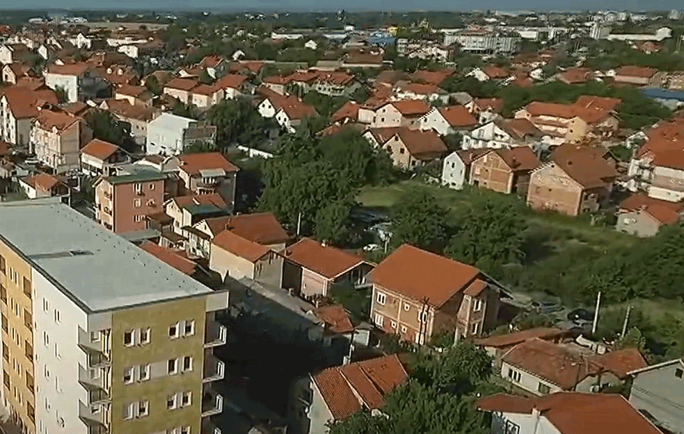 PODELA INDUSTRIJSKE SOLI U ZEMUNU: Ovo su lokacije na kojima se može preuzeti, upakovana u <span style='color:red;'><b>kese</b></span> od 5 kilograma