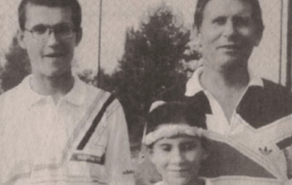 BILA JE SVETSKI <span style='color:red;'><b>VUNDERKIND</b></span>, i viđena ZA NAJBOLJU SVIH VREMENA, život joj se okrenuo NAGLAVAČKE, udata je za MILIJARDERA a danas je NEPREPOZNATLJIVA! (FOTO)   