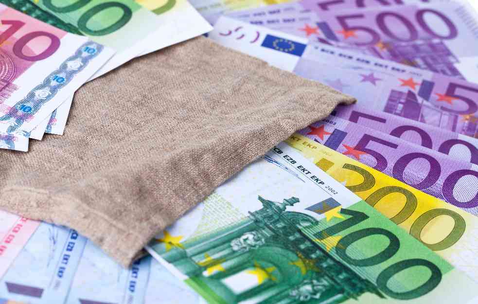 NARODNA BANKA: Evo koliko će evro KOŠTATI od SUTRA