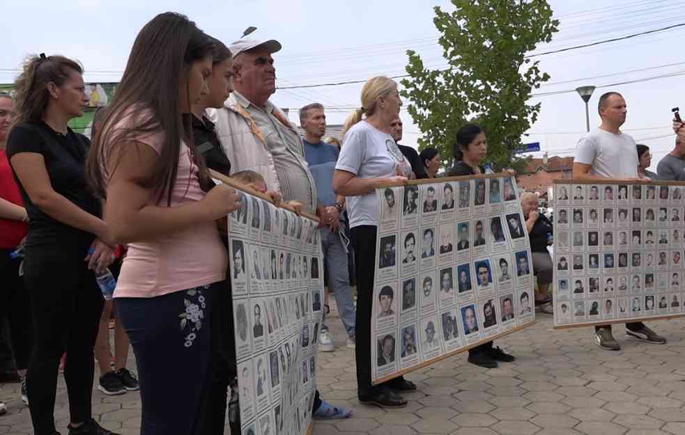 A GDE JE JOŠ 567 ŽRTAVA? Primopredaja posmrtnih ostataka troje Srba ubijenih 1999. na Kosmetu