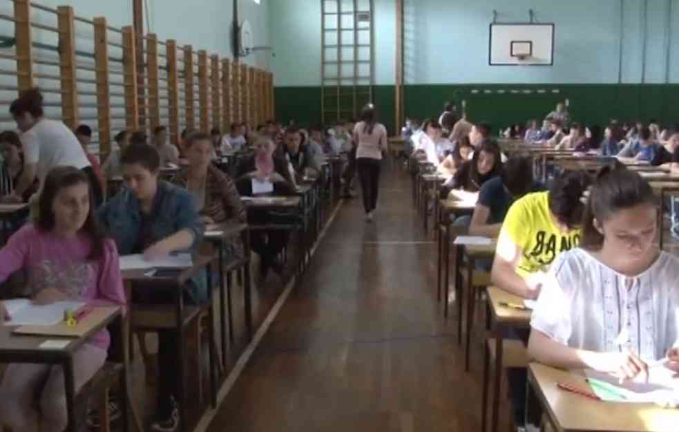 Proba male mature iz srpskog i izbornog predmeta biće održana u poslednjoj dekadi aprila