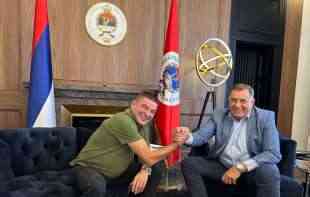 DODIKOV ŠOU NA MANJAČI (VIDEO)