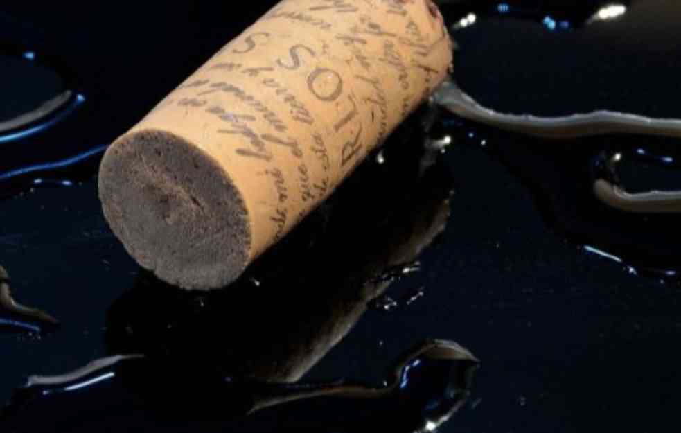 Ušunjao se u vinariju i otvorio sve slavine: Uništeno oko 60.000 litara vina (VIDEO)