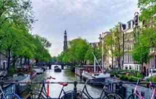 Šta je s ovim svetom? Posle Venecije i <span style='color:red;'><b>Amsterdam</b></span> sprema 