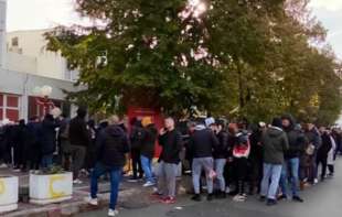 Haos na <span style='color:red;'><b>blagaj</b></span>nama Zvezde! Počela prodaja karata za derbi! (FOTO)