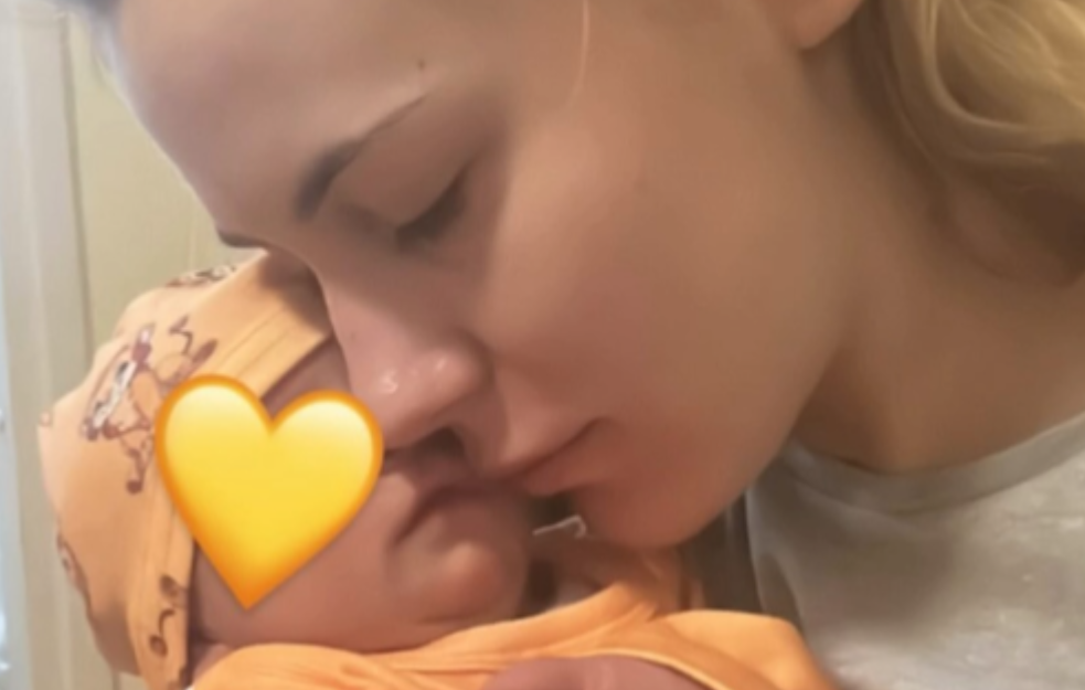 Milica progovorila o bolnoj temi: Evo kako se osećala kada je sa ćerkom sama napustila porodilište