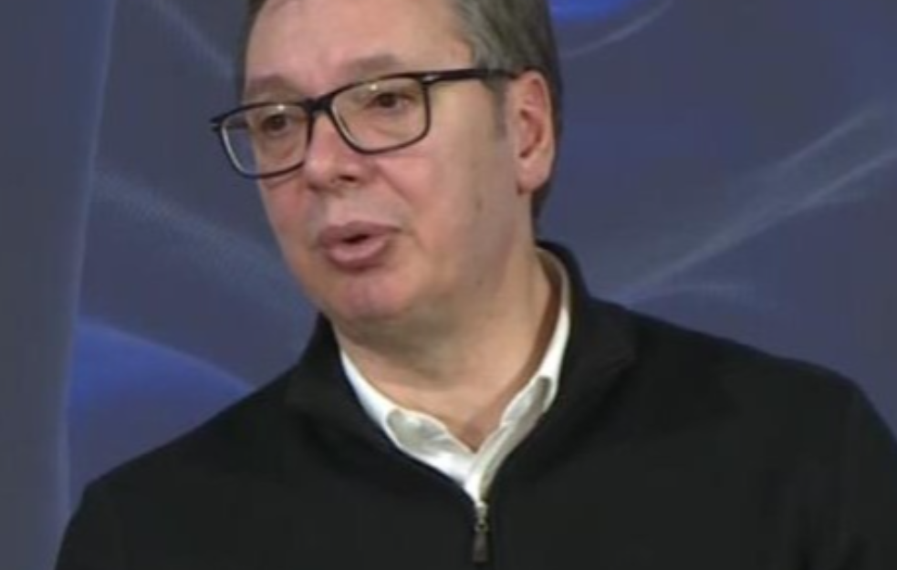 Vučić obišao dva okruga na severu: 