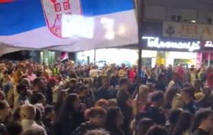 „<span style='color:red;'><b>Sloboda</b></span> kreće sa istoka!“: Veličanstven doček u Zaječaru za studente-pešake pred sutrašnji protest (VIDEO)