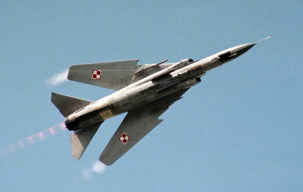 Poljaci podigli vojne avione zbog dronova