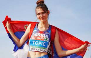 Sjajna Angelina se plasirala u finale skoka uvis