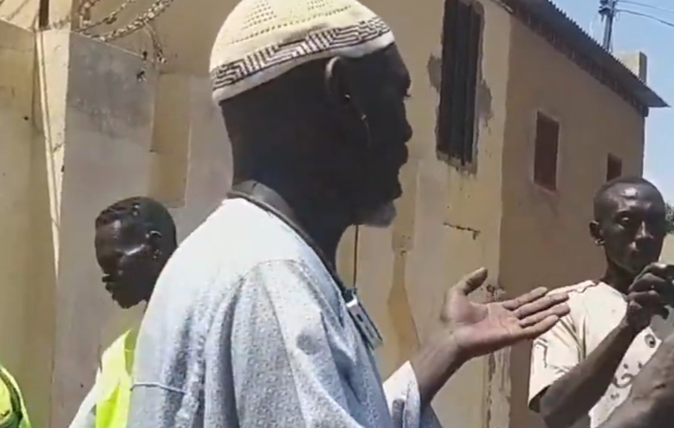 Stravično: Najmanje 78 ljudi poginulo, a više od 20 povređeno u napadu dronom na džamiju u Sudanu