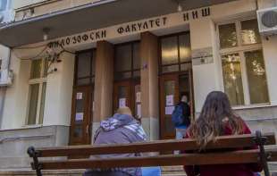 Podrška niškom Filozofskom fakultetu iz Beograda, Kragujevca i Novog Sada, pokrenuta peticija