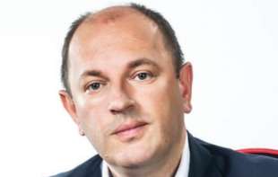 Skandal trese RS: Direktor  Elektroprivrede podneo krivičnu prijavu protiv osobe koja mu je ponudila mito