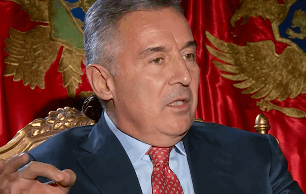 NOVI <span style='color:red;'><b>UDARCI</b></span> NA ĐUKANOVIĆA: Milovi saradnici rasprodaju sve i napuštaju 'brod koji tone'!