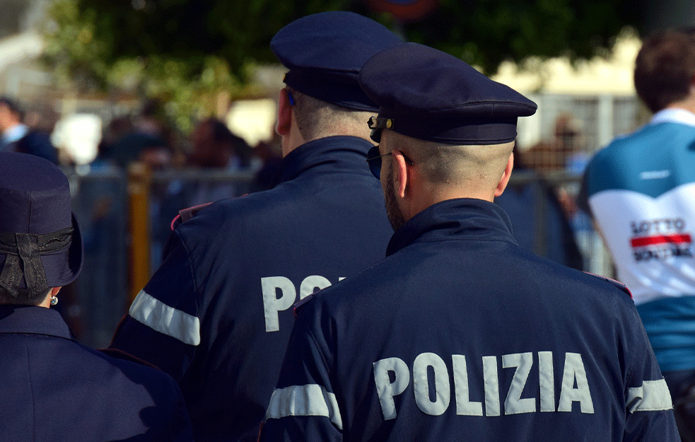 <span style='color:red;'><b>Varšava</b></span>: Drogiran vozač autobusa izazvao sudar, jedna žrtva