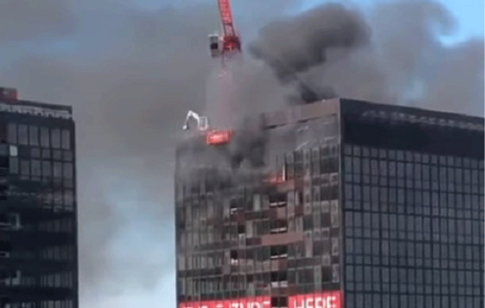 GORI SVETSKI <span style='color:red;'><b>TRGOVINSKI CENTAR</b></span> USRED EVROPE! Veliki požar u Briselu (VIDEO)