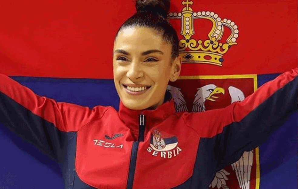 SKINULA SE IVANA ŠPANOVIĆ: Najbolja srpska atletičarka U BIKINIJU kuje <span style='color:red;'><b>olimpijsko ZLATO</b></span>! (FOTO)