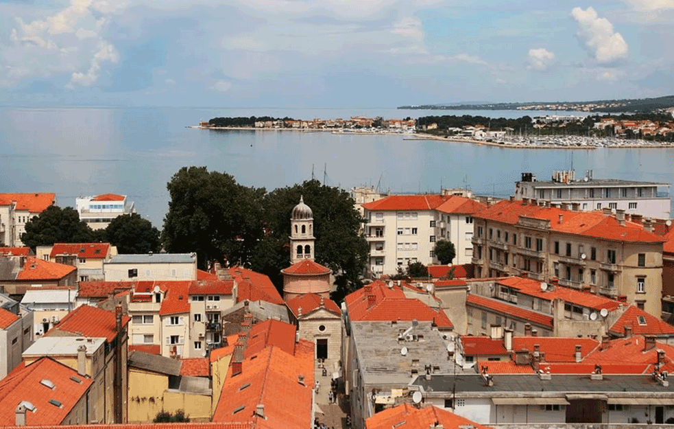 Kad ne mogu na KOPNU, HRVATI PRAVE ŽURKE NA PUČINI: Sve više klubova seli se na BRODOVE zbog korone!  