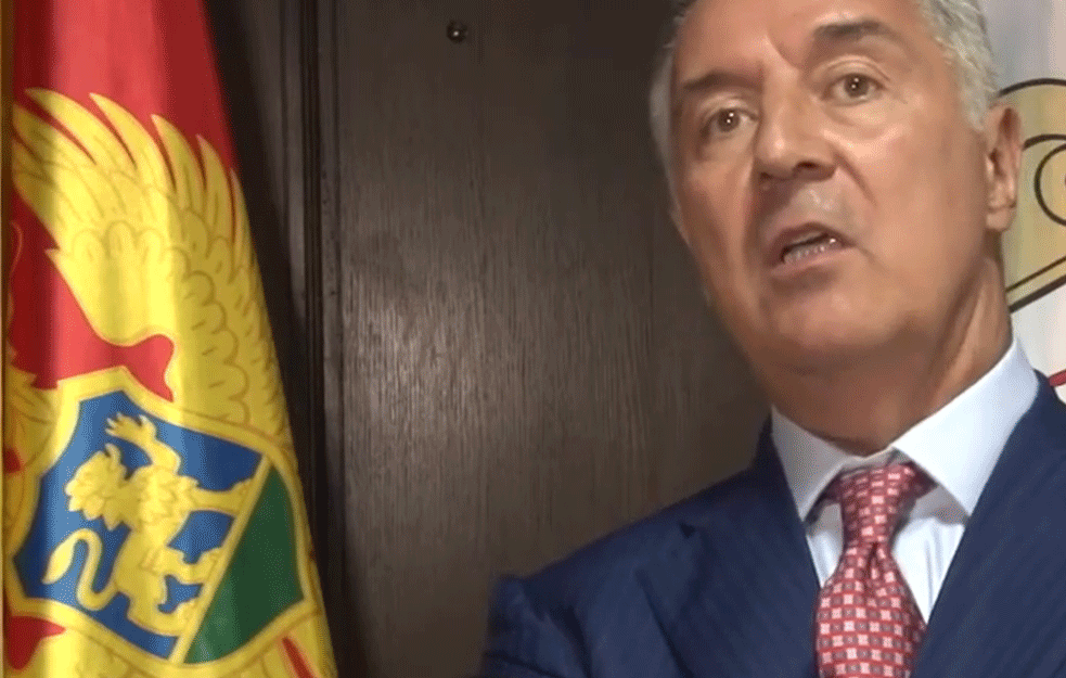 SAD SU MU I MEDIJI KRIVI! Milo Đukanović iznapadao pisanje GLASA JAVNOSTI: Taj medij je lan<span style='color:red;'><b>sirna</b></span> rampa za anticrnogorske interese! (VIDEO)