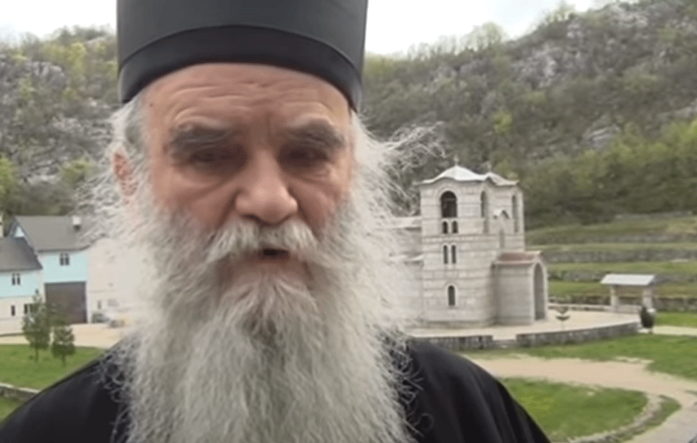 Amfilohijevo stanje je ozbiljno: 'Zlurada vest o smrti Amfilohija stigla iz Beograda'
