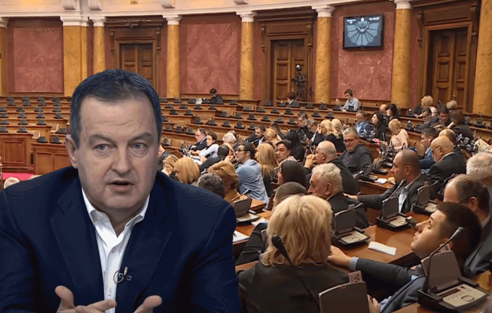 DAČIĆ REŠIO DA UPRISTOJI POSLANIKE! Kazna za uvrede, <span style='color:red;'><b>polivanje</b></span> vodom , potezanje cipela i do 300.000 dinara