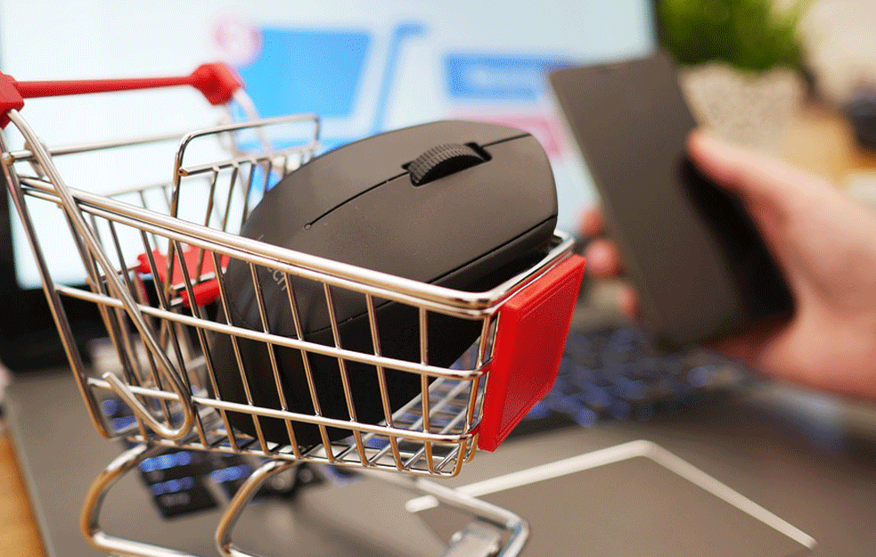 <span style='color:red;'><b>Online kupovina</b></span> često može da prevari, međutim građani imaju pravo za koje malo ko zna