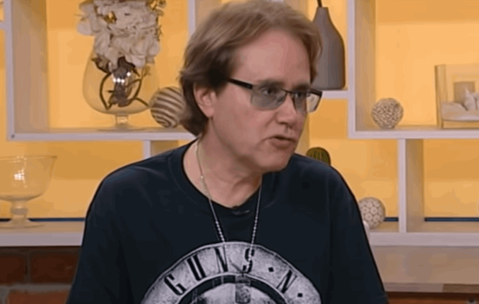 <span style='color:red;'><b>Peca Popović</b></span>: Blagost Miše Aleksića sačuvala je Riblju čorbu! (FOTO+VIDEO)