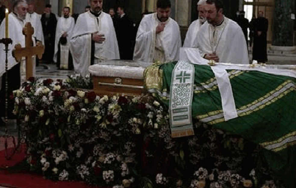 Krivokapić ODAO POŠTU patrijarhu Irineju: Crnogorski mandatar stigao u <span style='color:red;'><b>Hram Svetog Save</b></span> (FOTO) 