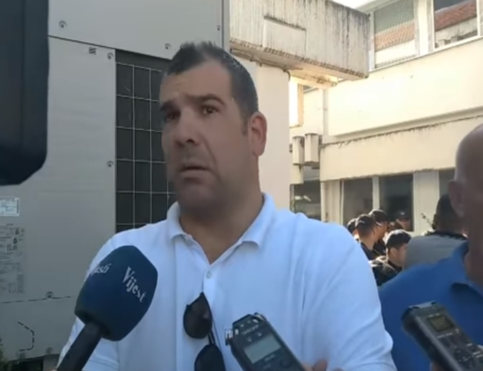 Krapović: Vojska Crne Gore neće sprečiti uklanjanje nezakonito postavljene spomen ploče u Morinju 