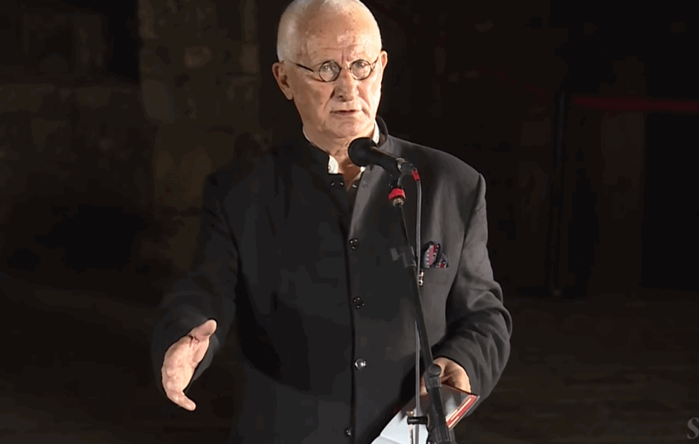 AMBASADOR SRBIJE U ŠVEDSKOJ TRAŽI DA MU SE PLATE PUTNI TROŠKOVI I SMEŠTAJ da dođe na književno veče Matije Bećkovića u <span style='color:red;'><b>Geteborg</b></span>!