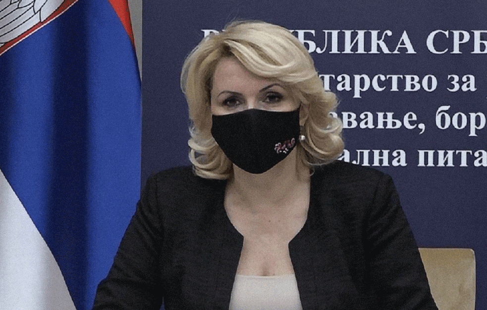 Posle osuđujuće <span style='color:red;'><b>SMS poruke</b></span> OGLASILA SE DARIJA KISIĆ:  'Smatram da treba da postoji ODGOVORNOST...'