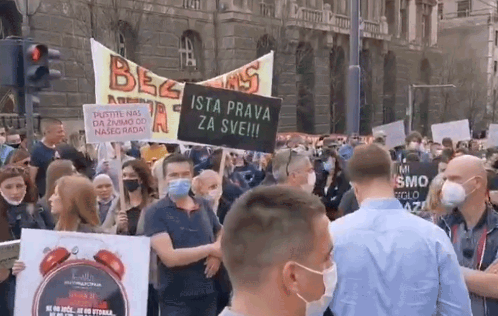 UŽIVO: PROTEST ZA OPSTANAK IVENT INDUSTRIJE