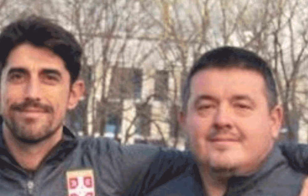 VELJKO PAUNOVIĆ SE EMOTIVNOM PORUKOM OPROSTIO OD KOSANOVIĆA: 'Izgubili smo najboljeg ratnika i heroja'! (FOTO) 


