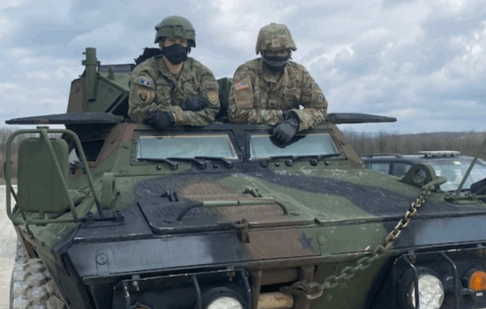 AMERIKANCI NAORUŽAVAJU <span style='color:red;'><b>TAKOZVANO KOSOVO</b></span>: Donirali im superiorna borbena vozila OTPORNA NA MINE