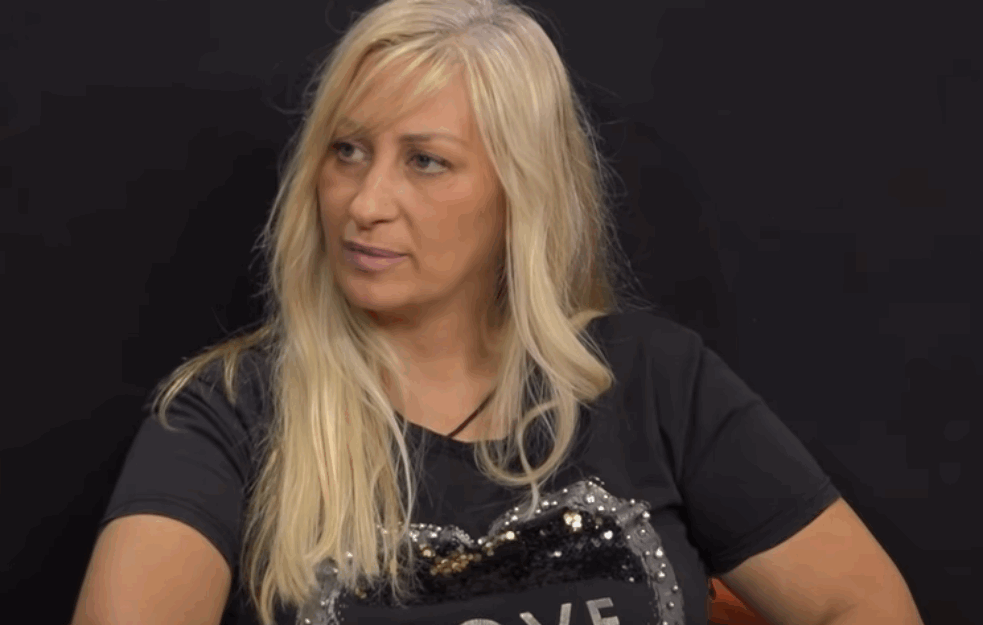 'CRNA UDOVICA' U SUDNICI: Pere ruke od zločina i udara na svekrvu! (VIDEO) 


