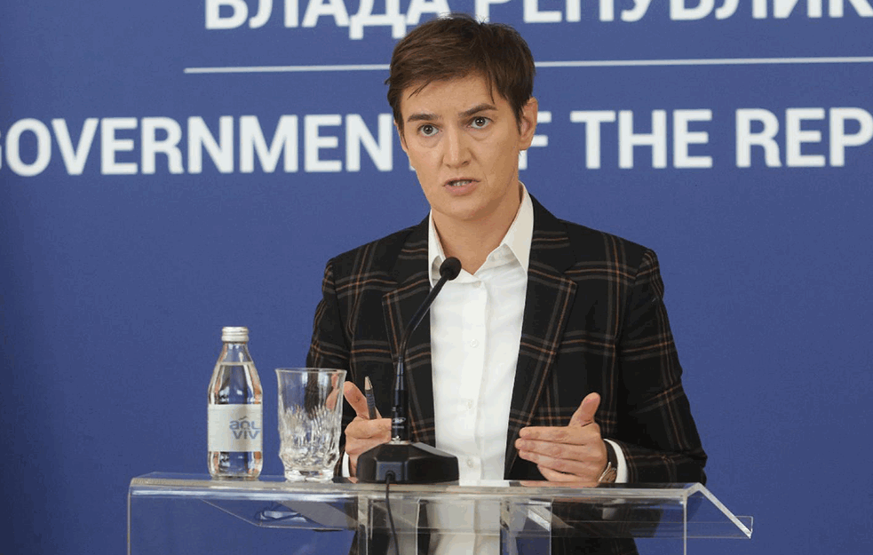 PREMIJERKA PRIZNALA: Za sat vremena možemo da uvedemo KOVID PROPUSNICE, ali je nemoguće ISKONTROLISATI IH!