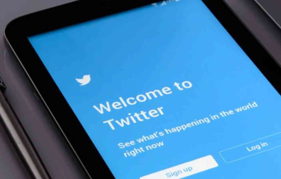 Ključni čovek Twittera podneo ostavku (FOTO)