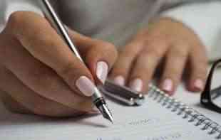 JAKO NEGO KAKO Jednostavan trik za čvršće nokte nakon skidanja nadogradnje 