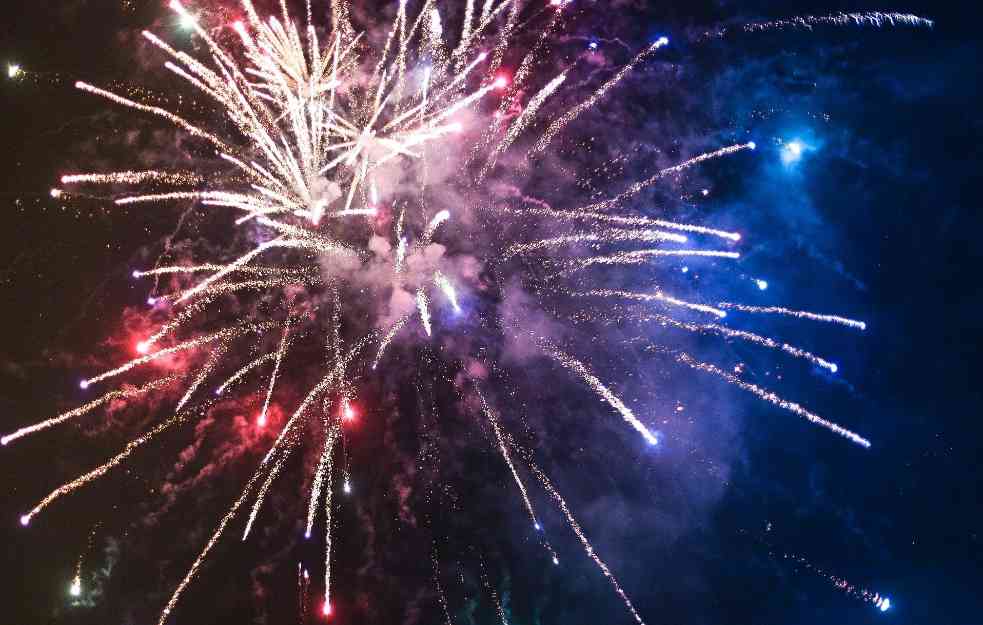 Zbog ALARMANTNE epidemiološke situacije doček Srpske nove godine otkazan u OVIM gradovima