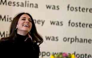 ZASIJALA NA POČETKU GODINE! Savršen stajling Kejt koji ćete obožavati ove zime (FOTO)