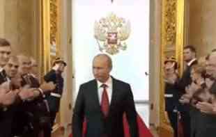 OŽIVELE <span style='color:red;'><b>SPEKULACIJE</b></span> O PUTINOVOM ZDRAVLJU: Strane medije posebno intrigira hod predsednika Rusije, evo šta kažu britanski stručnjaci