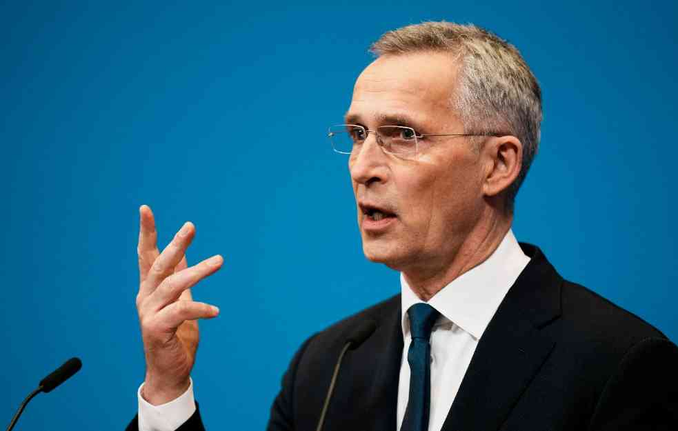 STOLTENBERG: Ukrajina može u NATO samo ako pobedi Rusiju