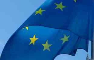 50 MILIJARDI KUBIKA DO 2030: EU potpisala veliki <span style='color:red;'><b>gasni sporazum</b></span> sa SAD