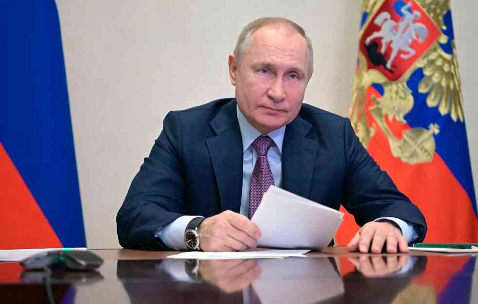 Četiri od pet Rusa veruje Putinu