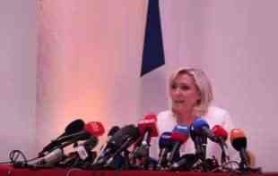 <span style='color:red;'><b>Marin Le Pen</b></span> se oglasila nakon smrti oca