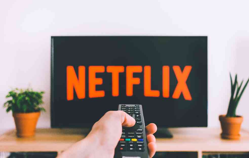  Netfliks ponovo udara po džepu uprkos uspešnoj zabrani deljenja lozinki 