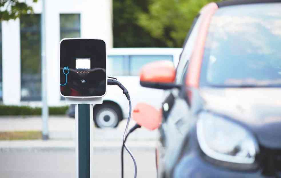 Švajcarska uvodi nova pravila za električna vozila: Ukidanje poreza od 1. januara