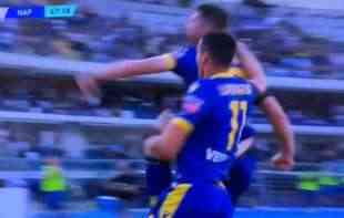 RADOVAO SE PA <span style='color:red;'><b>IZBIO ZUB</b></span> SAIGRAČU: OD silne radosti, nokautirao saigrača (VIDEO)