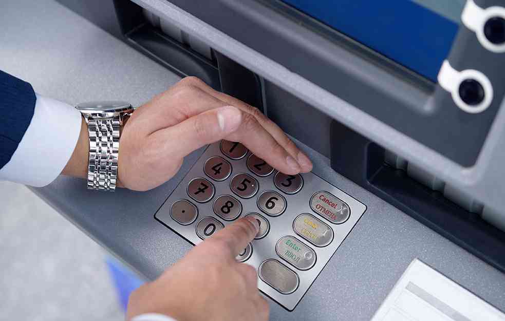 Zbog bankomata ostala bez 300.000 evra: Šok kada je saznala šta se desilo